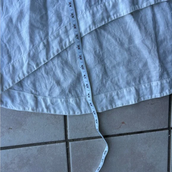 Sleeveless White High-Low Linen Dress - Picture 9 of 9